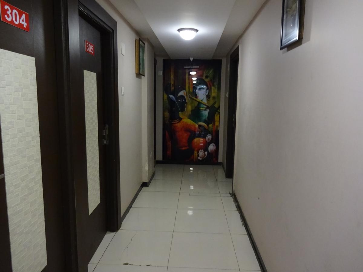אחמדאבאד Hotel Royal Inn מראה חיצוני תמונה
